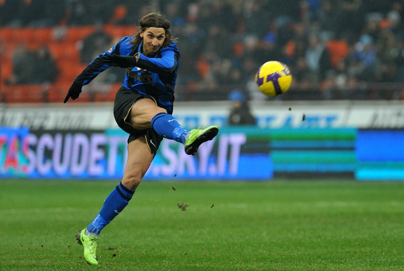 Bàn thắng đẹp mặt của Ibra tại trận đấu giữa Inter và Fiorentina